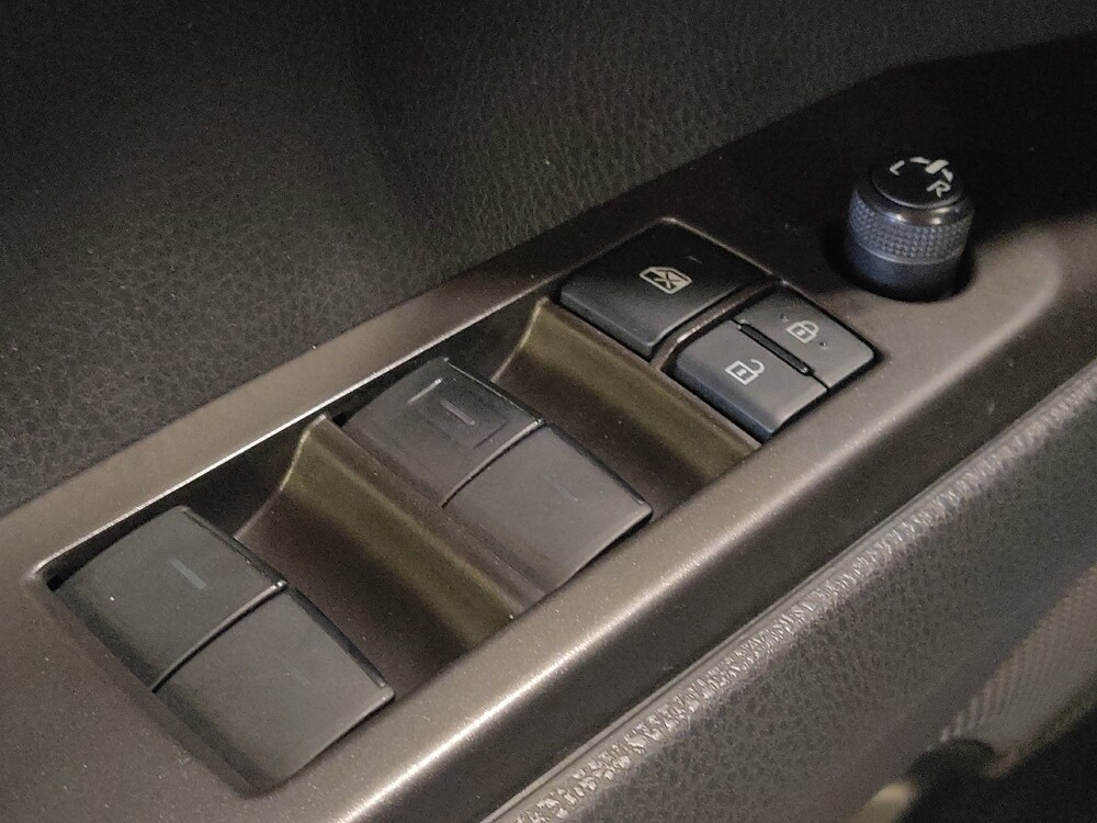 2021 Toyota Camry in Jacksonville, FL 32225 - 18131031 27