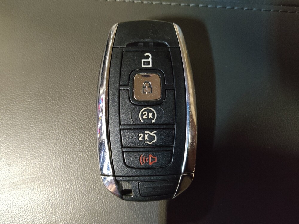 2019 Lincoln MKZ in Savannah, GA 31419 - 18131033 32