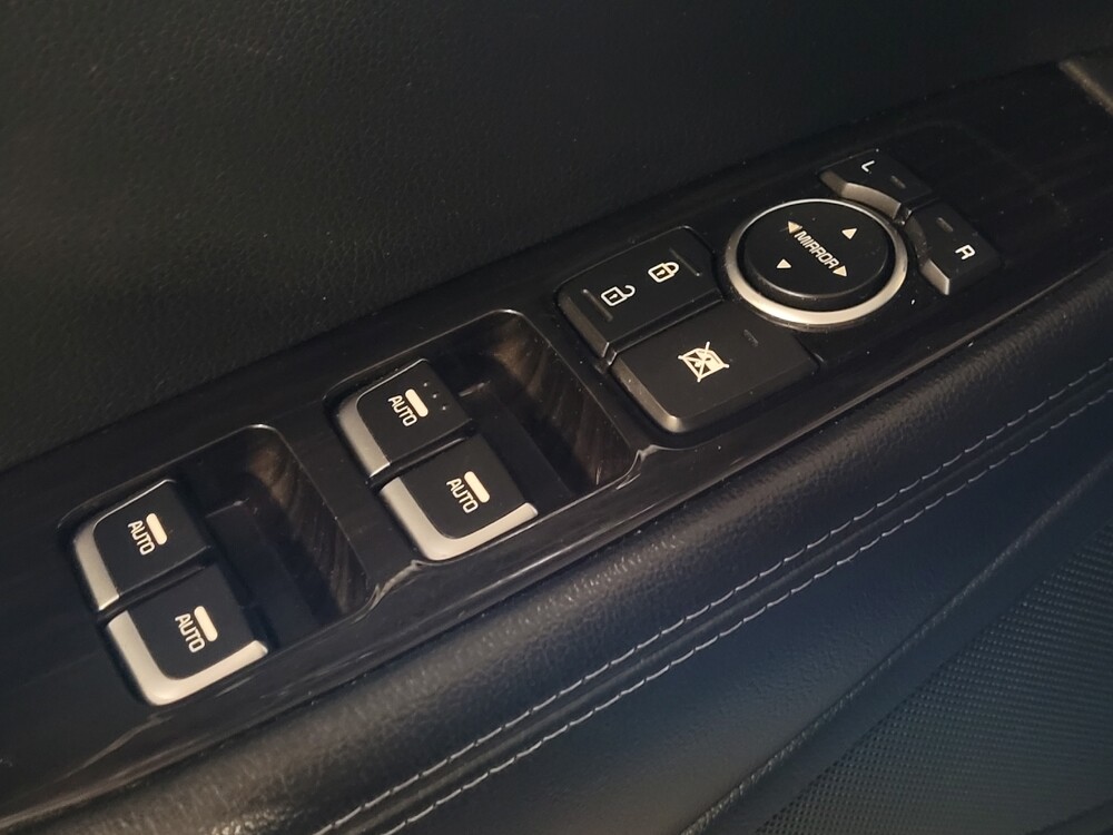 2020 Kia Sorento in Savannah, GA 31419 - 18131034 27