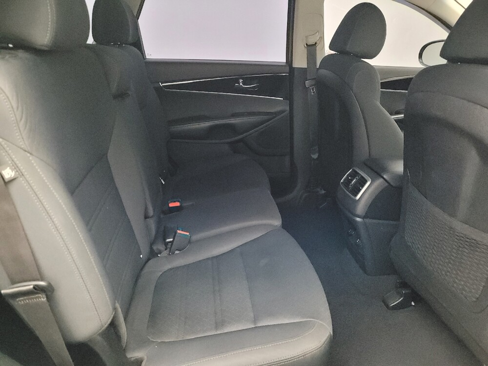 2020 Kia Sorento in Savannah, GA 31419 - 18131034 19