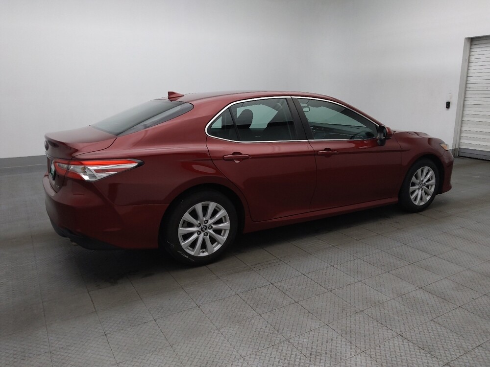 2019 Toyota Camry in Gainesville, FL 32609 - 18131035 10