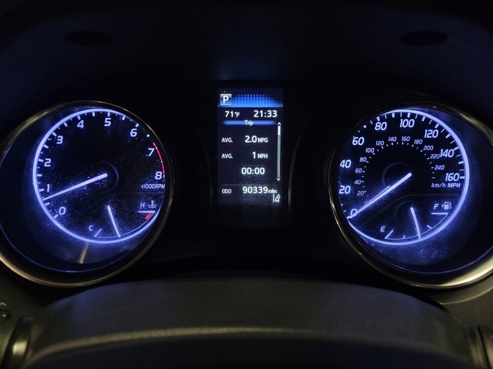 2019 Toyota Camry in Gainesville, FL 32609 - 18131035 23