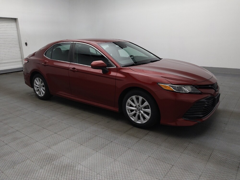2019 Toyota Camry in Gainesville, FL 32609 - 18131035 11
