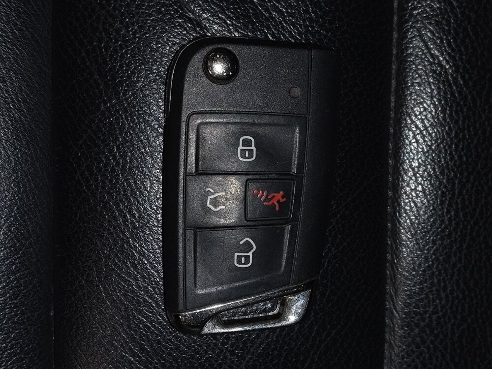 2015 Volkswagen GTI in Savannah, GA 31419 - 18131041 32