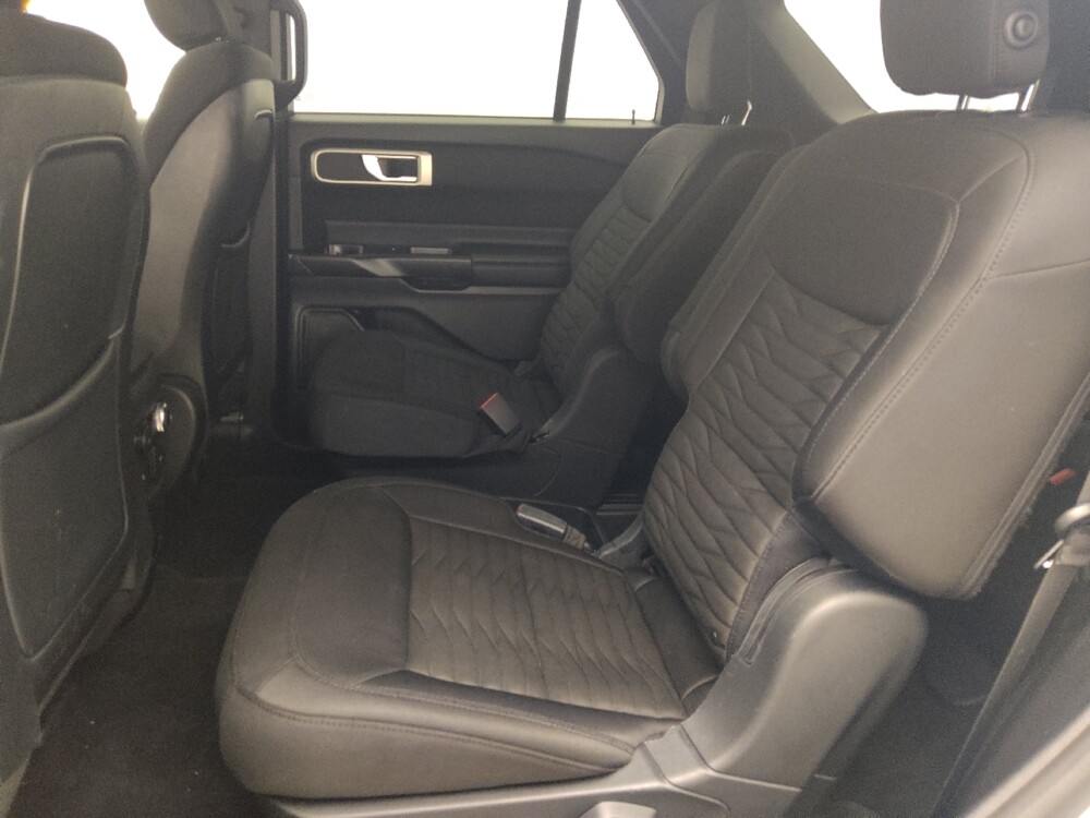 2020 Ford Explorer in Savannah, GA 31419 - 18131042 18