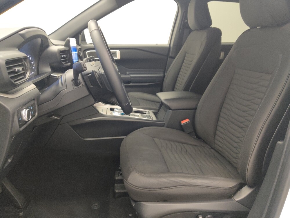 2020 Ford Explorer in Savannah, GA 31419 - 18131042 17