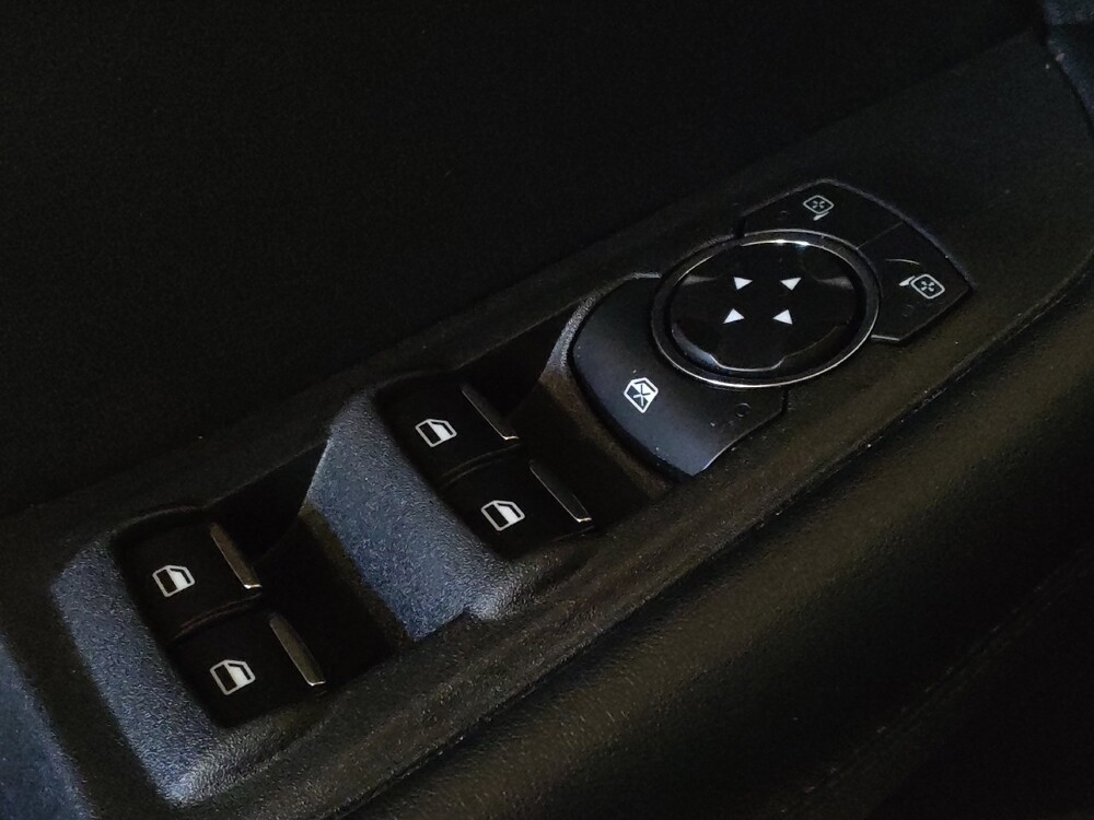 2020 Ford Edge in Savannah, GA 31419 - 18131045 27