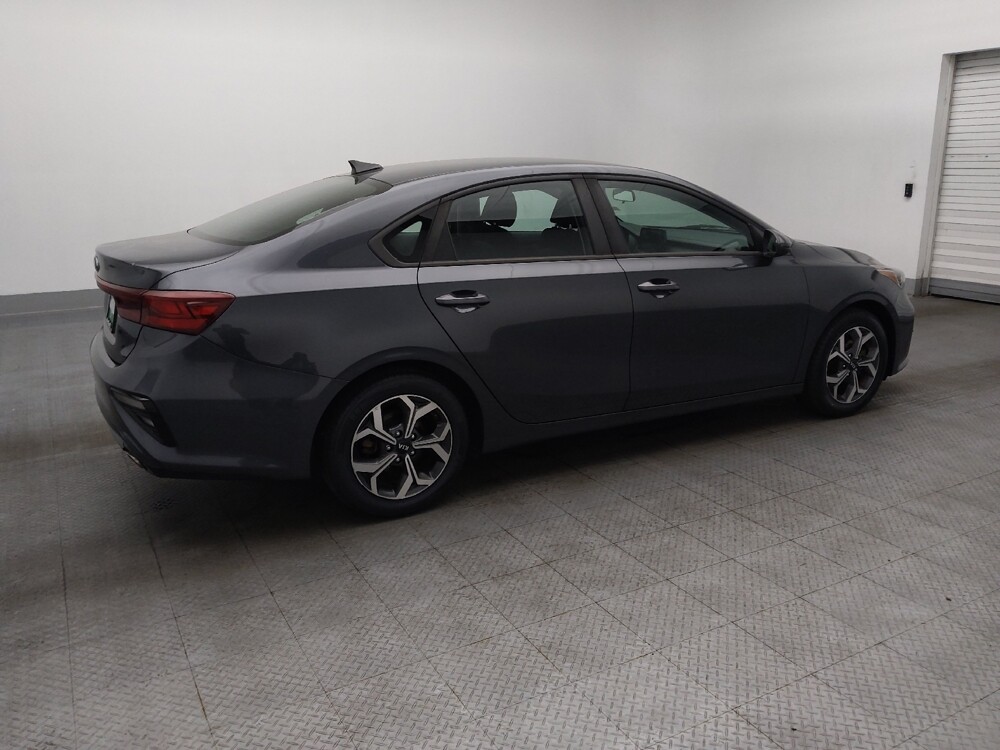 2019 Kia Forte in Jacksonville, FL 32225 - 18131051 10