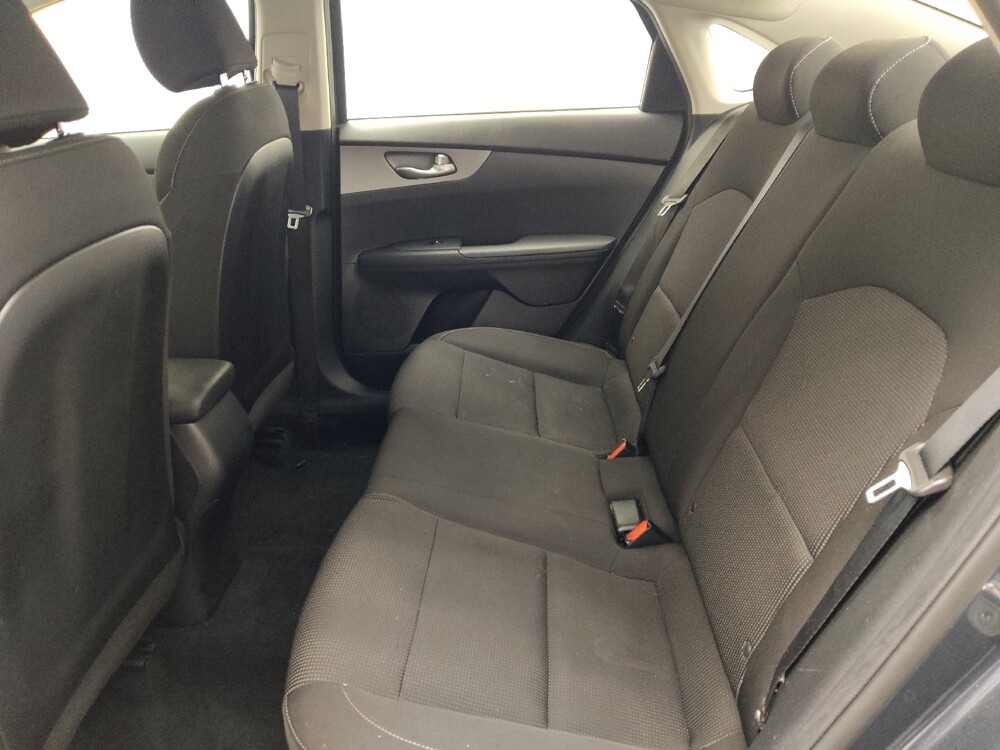 2019 Kia Forte in Jacksonville, FL 32225 - 18131051 18