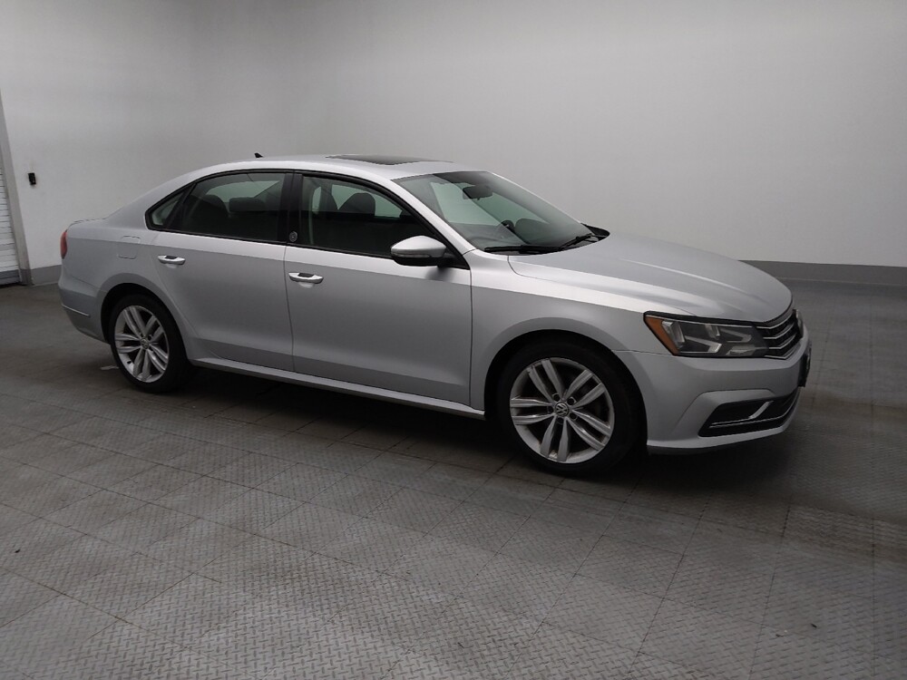 2019 Volkswagen Passat in Pensacola, FL 32505 - 18131055 11