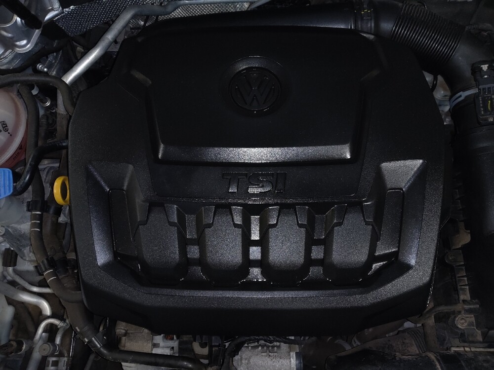 2019 Volkswagen Passat in Pensacola, FL 32505 - 18131055 30