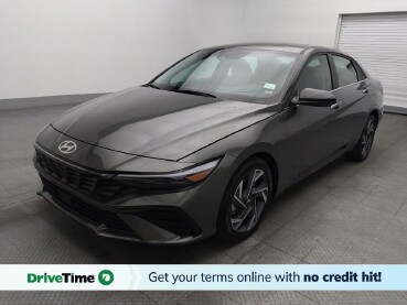 2025 Hyundai Elantra in Gainesville, FL 32609