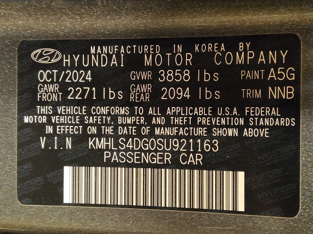 2025 Hyundai Elantra in Gainesville, FL 32609 - 18131059 33