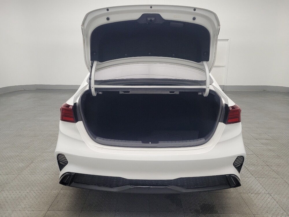 2022 Kia Forte in Savannah, GA 31419 - 18131062 29