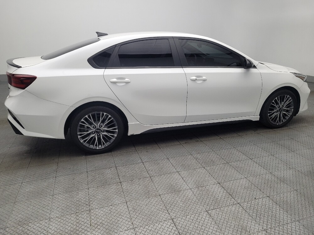 2022 Kia Forte in Savannah, GA 31419 - 18131062 10