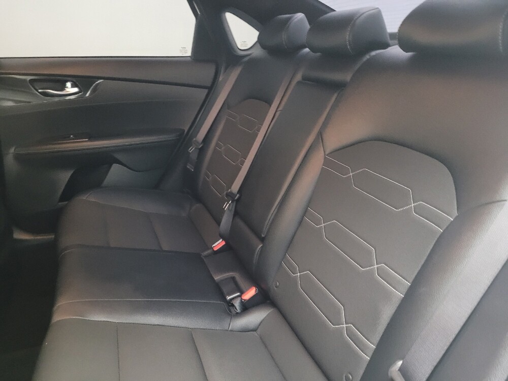 2022 Kia Forte in Savannah, GA 31419 - 18131062 18