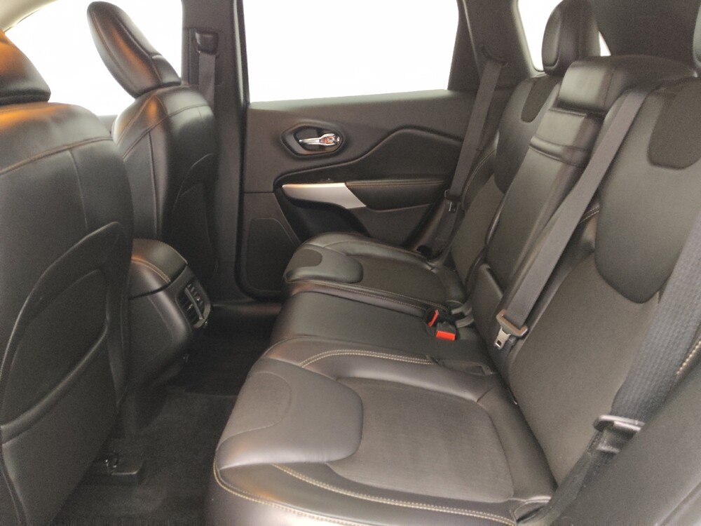 2018 Jeep Cherokee in Pensacola, FL 32505 - 18131064 18