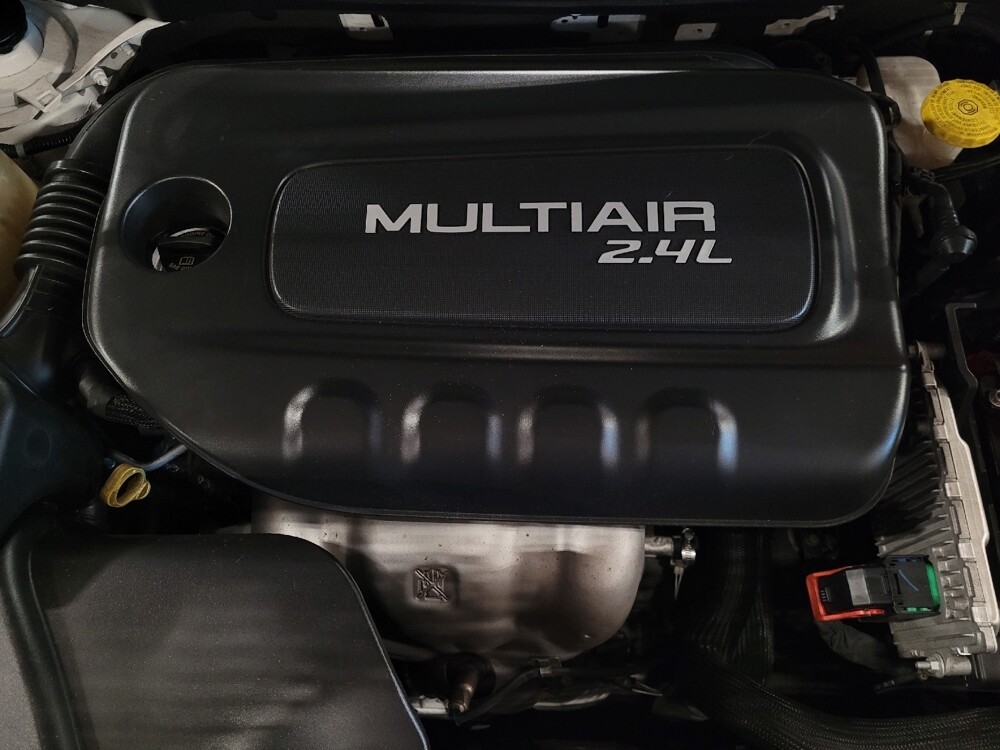 2018 Jeep Cherokee in Pensacola, FL 32505 - 18131064 30