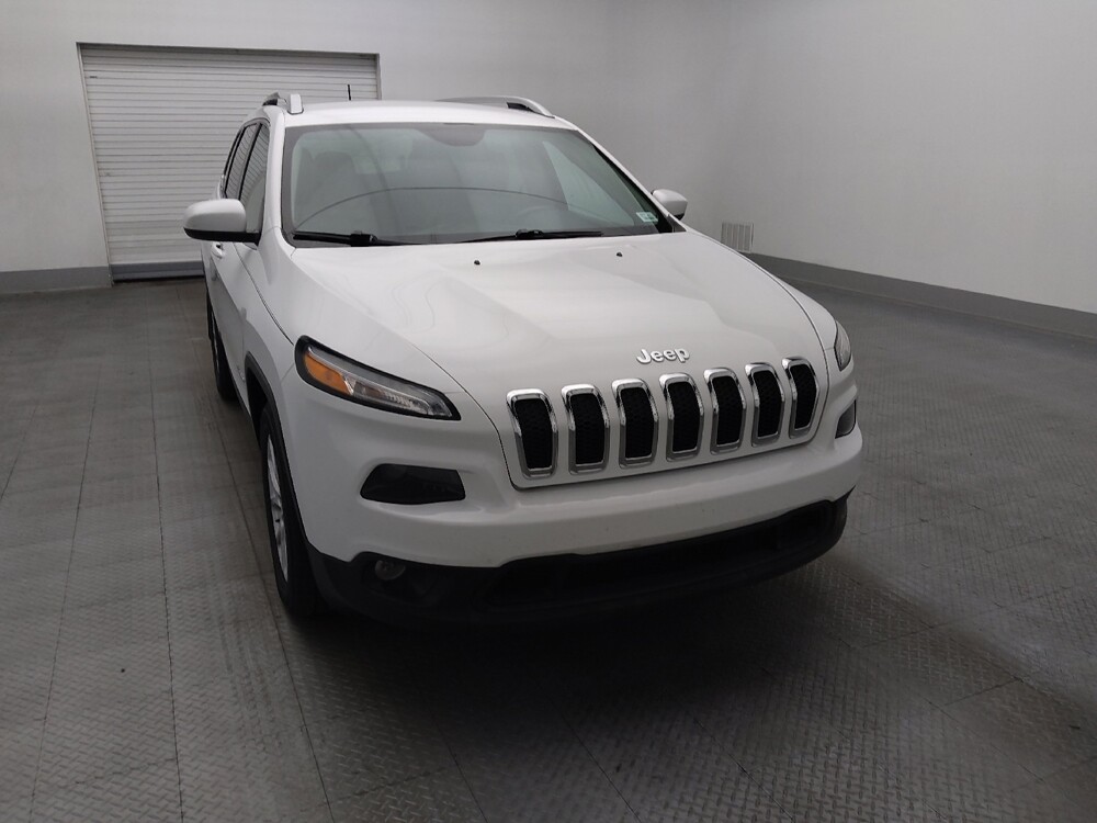 2018 Jeep Cherokee in Pensacola, FL 32505 - 18131064 14