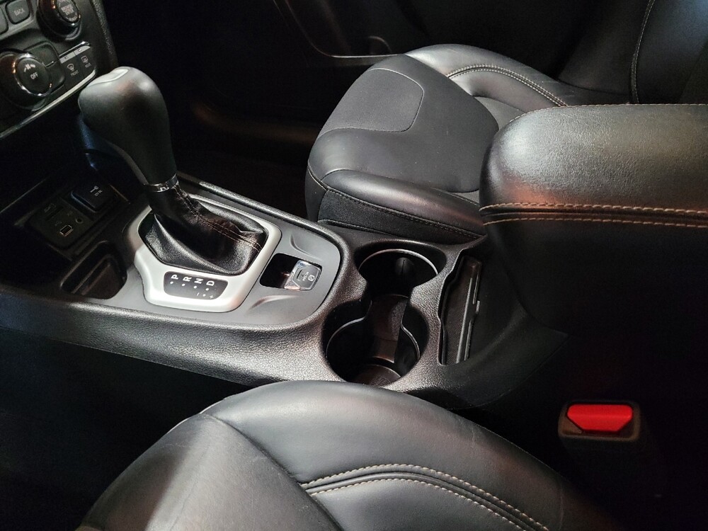 2018 Jeep Cherokee in Pensacola, FL 32505 - 18131064 26