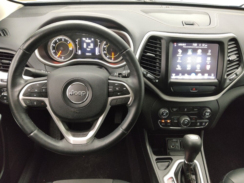 2018 Jeep Cherokee in Pensacola, FL 32505 - 18131064 22