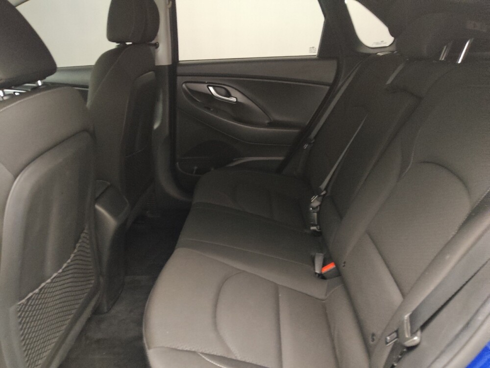 2019 Hyundai Elantra in Jacksonville, FL 32210 - 18131071 18