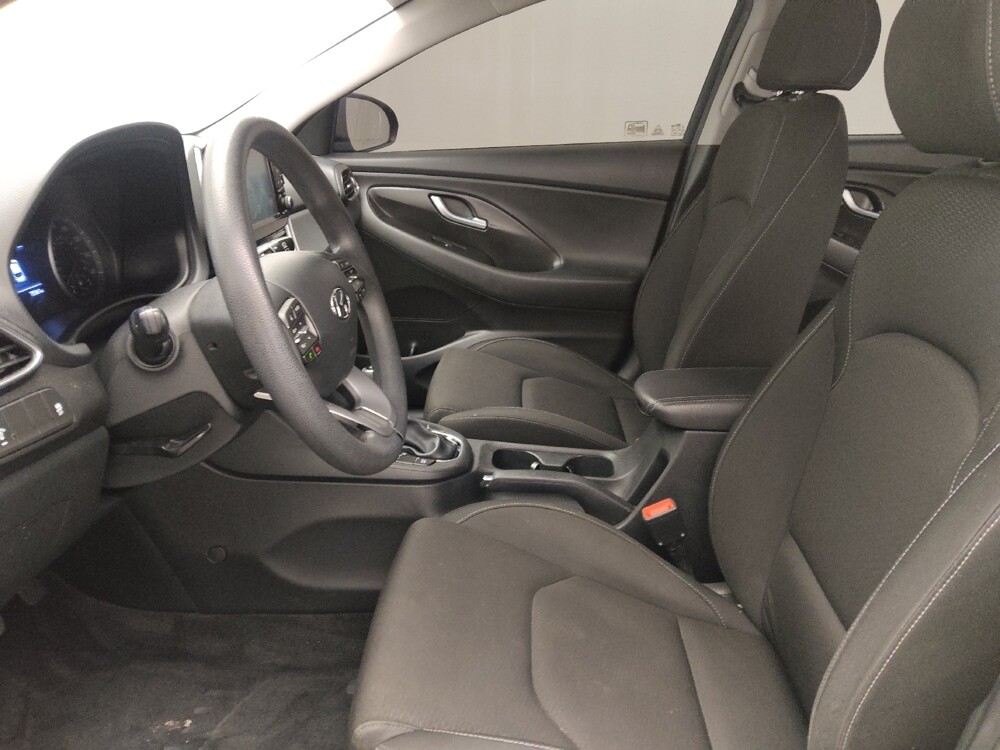 2019 Hyundai Elantra in Jacksonville, FL 32210 - 18131071 17