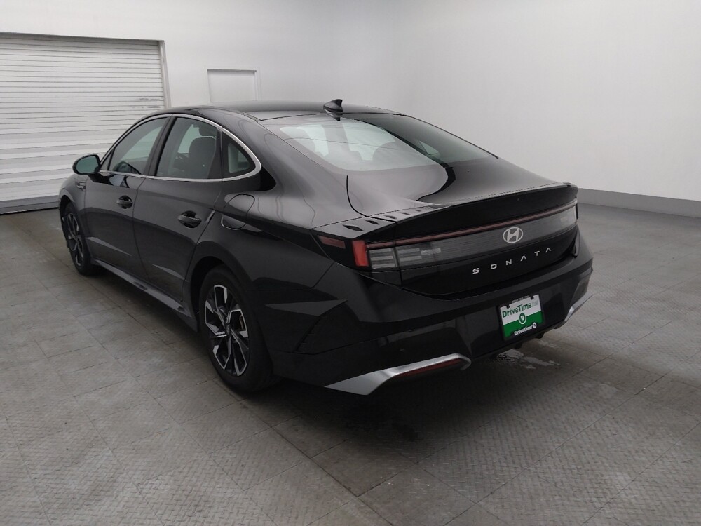 2025 Hyundai Sonata in Pensacola, FL 32505 - 18131072 5