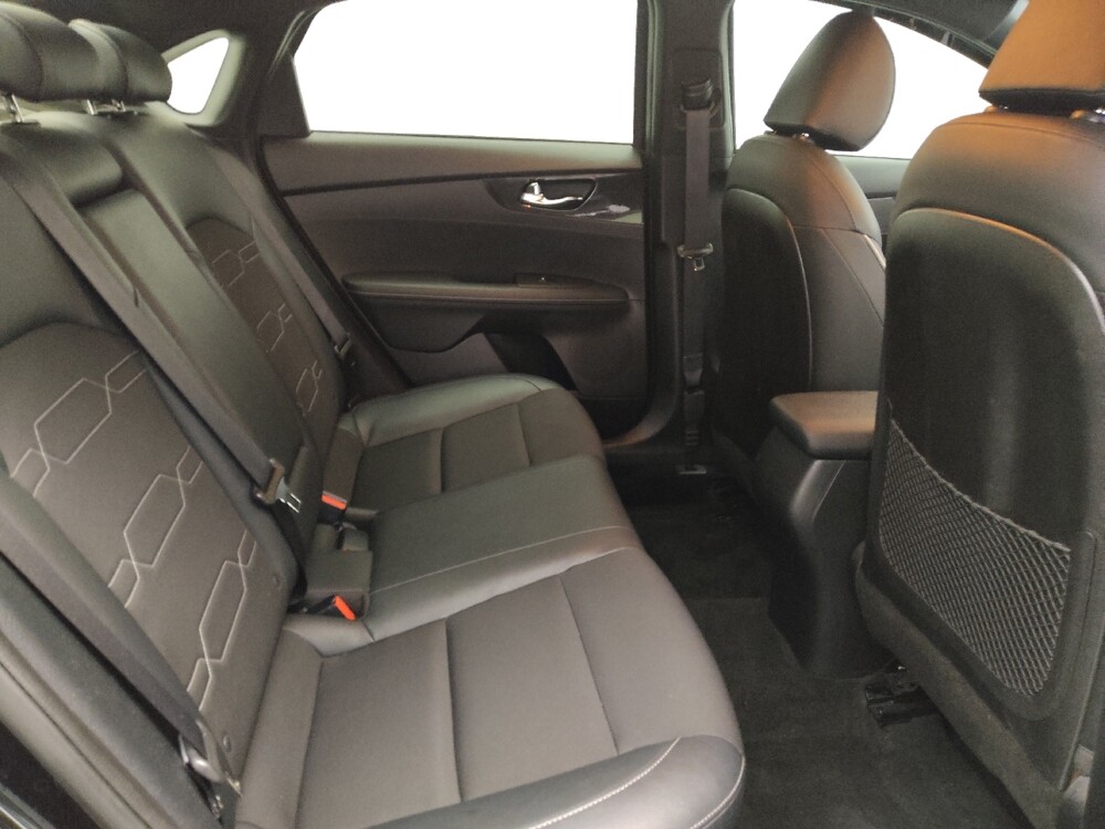 2022 Kia Forte in Gainesville, FL 32609 - 18131073 19