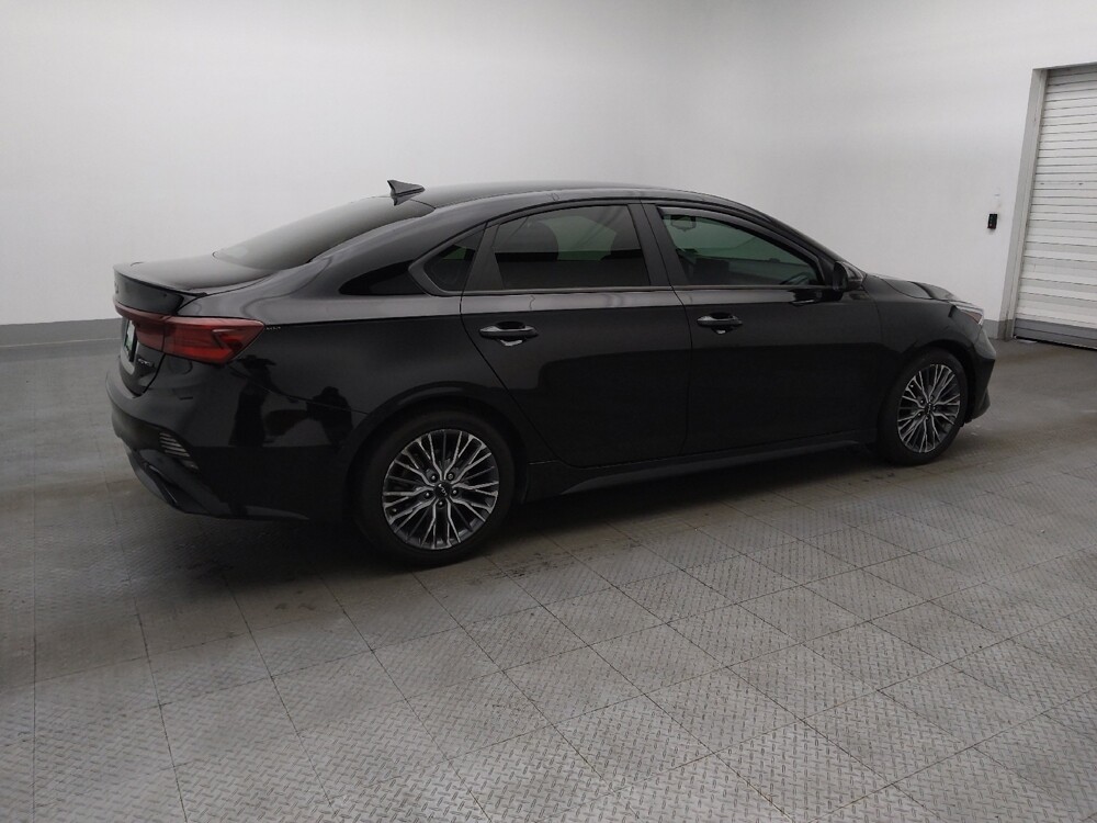 2022 Kia Forte in Gainesville, FL 32609 - 18131073 10