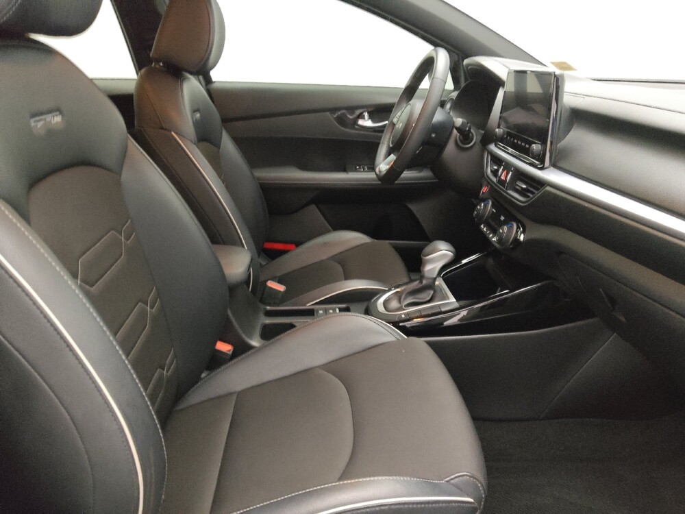 2022 Kia Forte in Gainesville, FL 32609 - 18131073 21
