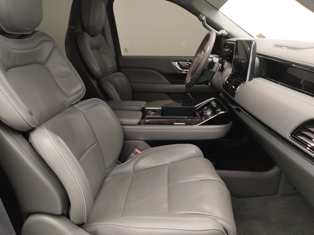 2018 Lincoln Navigator L in Pensacola, FL 32505 - 18131075 21