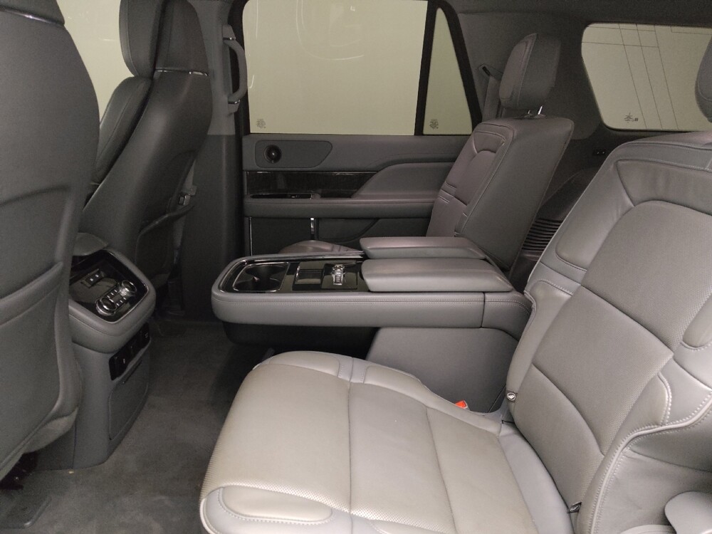 2018 Lincoln Navigator L in Pensacola, FL 32505 - 18131075 18