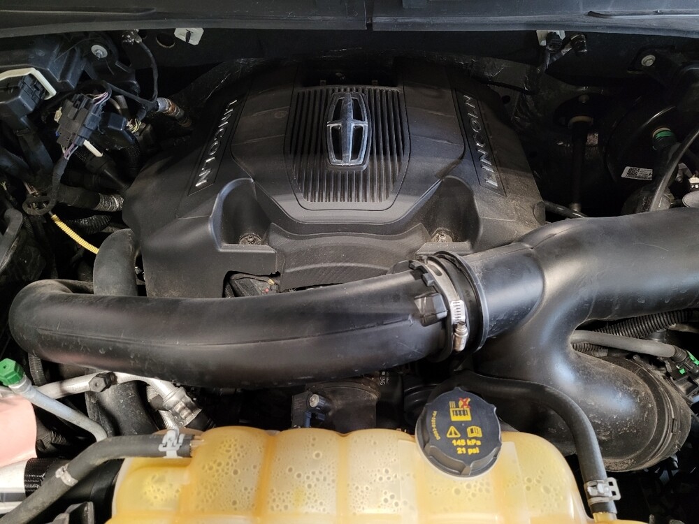 2018 Lincoln Navigator L in Pensacola, FL 32505 - 18131075 30