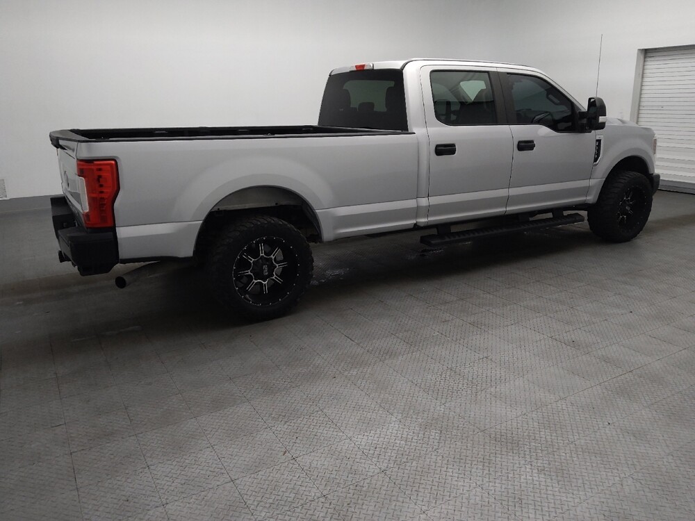2018 Ford F350 in Savannah, GA 31419 - 18131076 10