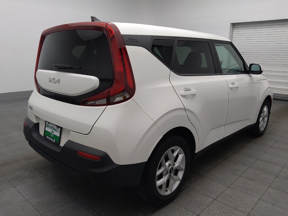 2022 Kia Soul in Gainesville, FL 32609 - 18131080 9