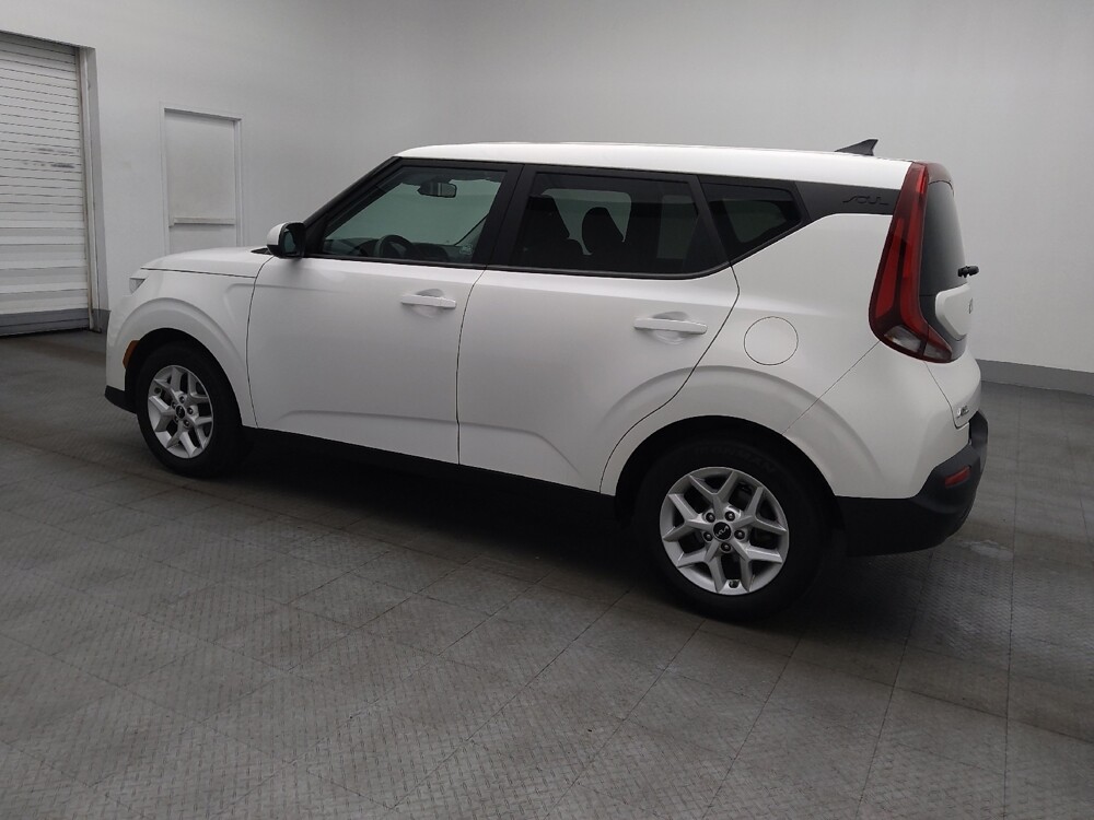 2022 Kia Soul in Gainesville, FL 32609 - 18131080 3