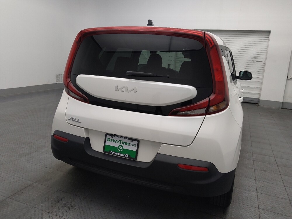 2022 Kia Soul in Gainesville, FL 32609 - 18131080 7