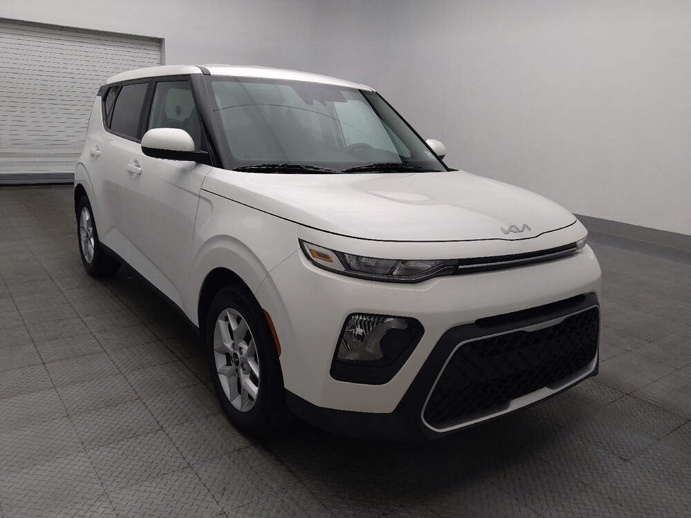 2022 Kia Soul in Gainesville, FL 32609 - 18131080 13