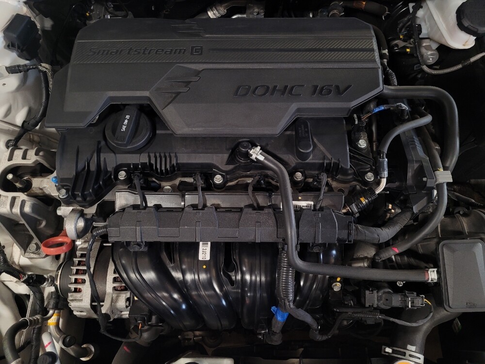 2024 Hyundai Elantra in Jacksonville, FL 32210 - 18131081 30