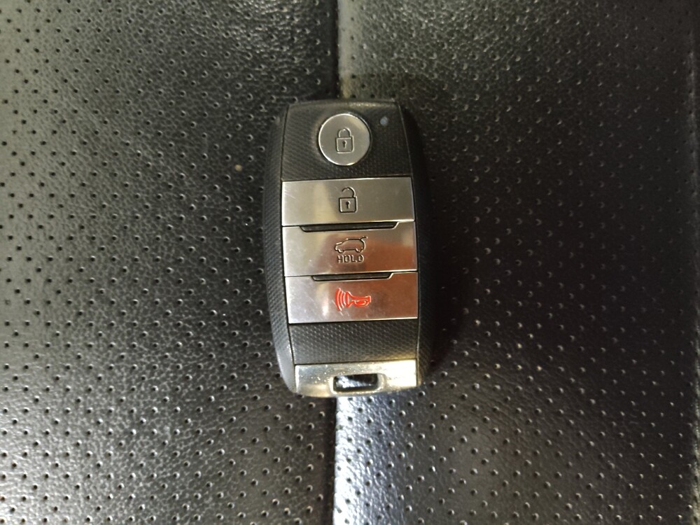 2018 Kia Sorento in Winston-Salem, NC 27103 - 18131097 32