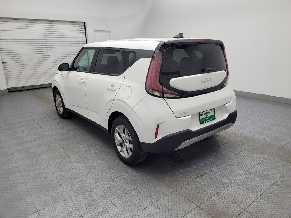 2025 Kia Soul in Greensboro, NC 27407 - 18131113 5