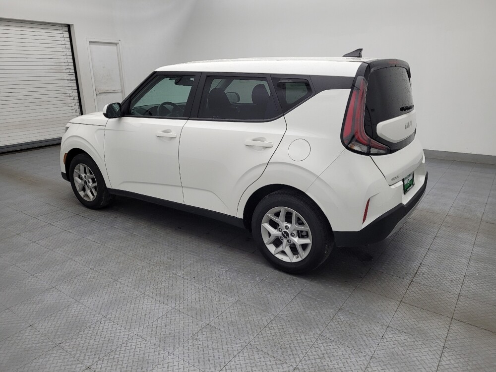2025 Kia Soul in Greensboro, NC 27407 - 18131113 3