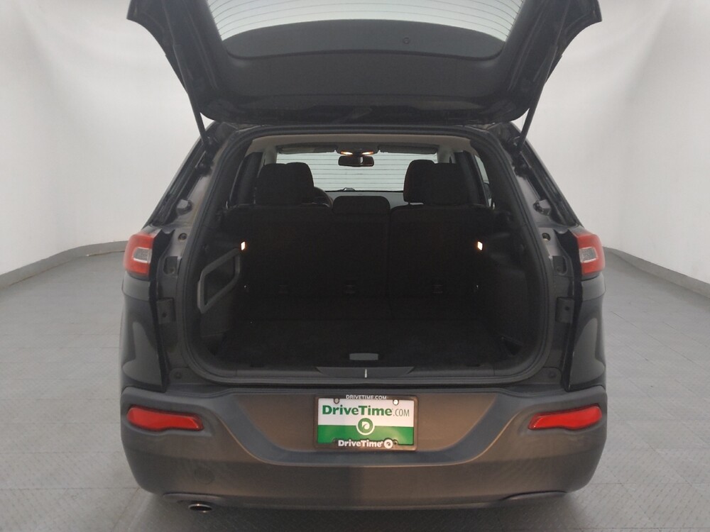 2016 Jeep Cherokee in Conway, SC 29526 - 18131118 29