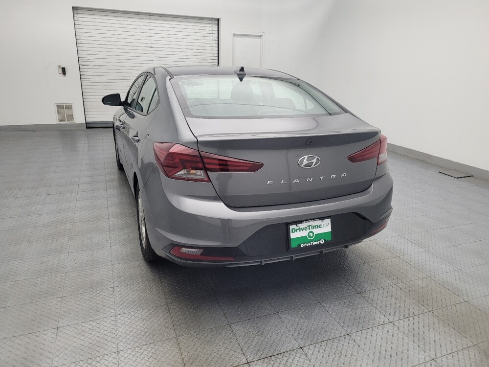 2020 Hyundai Elantra in Fayetteville, NC 28304 - 18131123 6