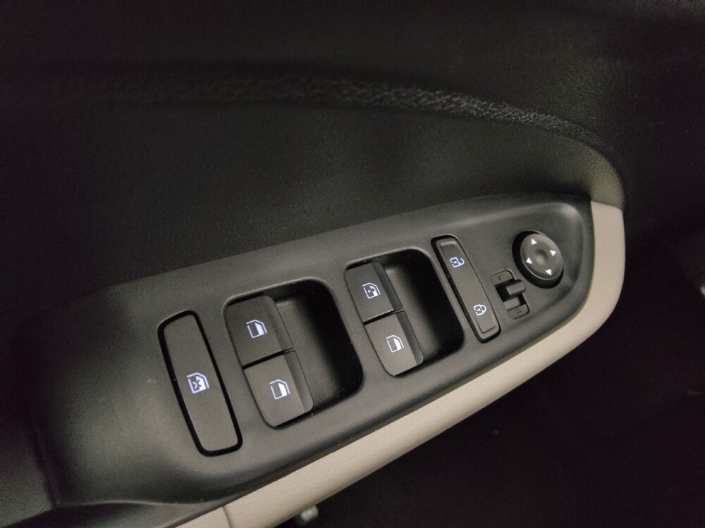 2024 Hyundai Venue in Albuquerque, NM 87113 - 18131152 27