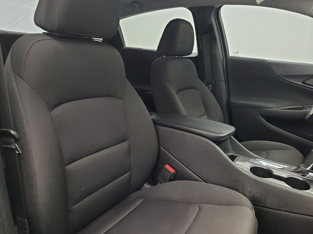 2019 Chevrolet Malibu in Raleigh, NC 27604 - 18131161 21