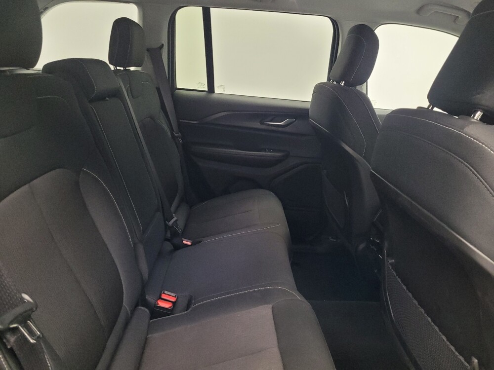 2023 Jeep Grand Cherokee in Huntsville, AL 35816 - 18131171 19