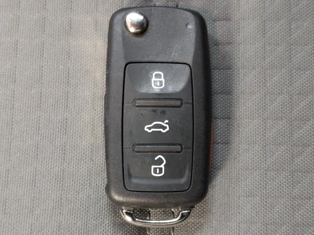 2017 Volkswagen Jetta in Houston, TX 77060 - 18131179 32