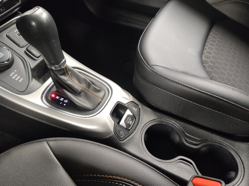 2018 Jeep Compass in Houston, TX 77060 - 18131187 26